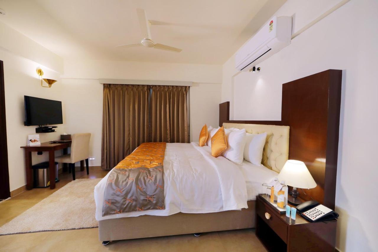 The Altruist Business Hotel Whitefield Bangalore Buitenkant foto